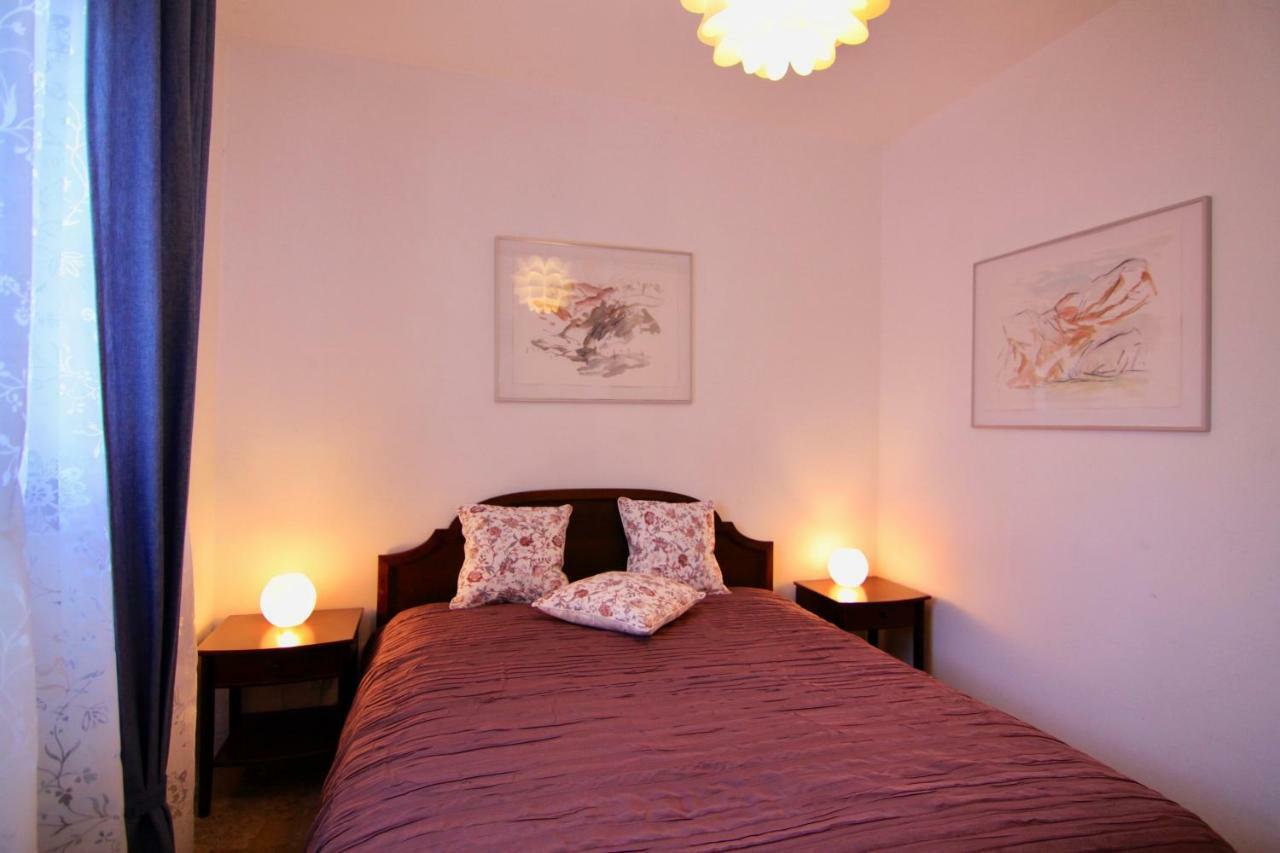 Apartamento Casa Roccia Pino Lago Maggiore Exterior foto